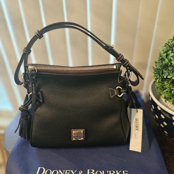 Dooney&Bourke Pebbled Grain Tassel Shoulder Bag "NWT" - Picture 10 of 10